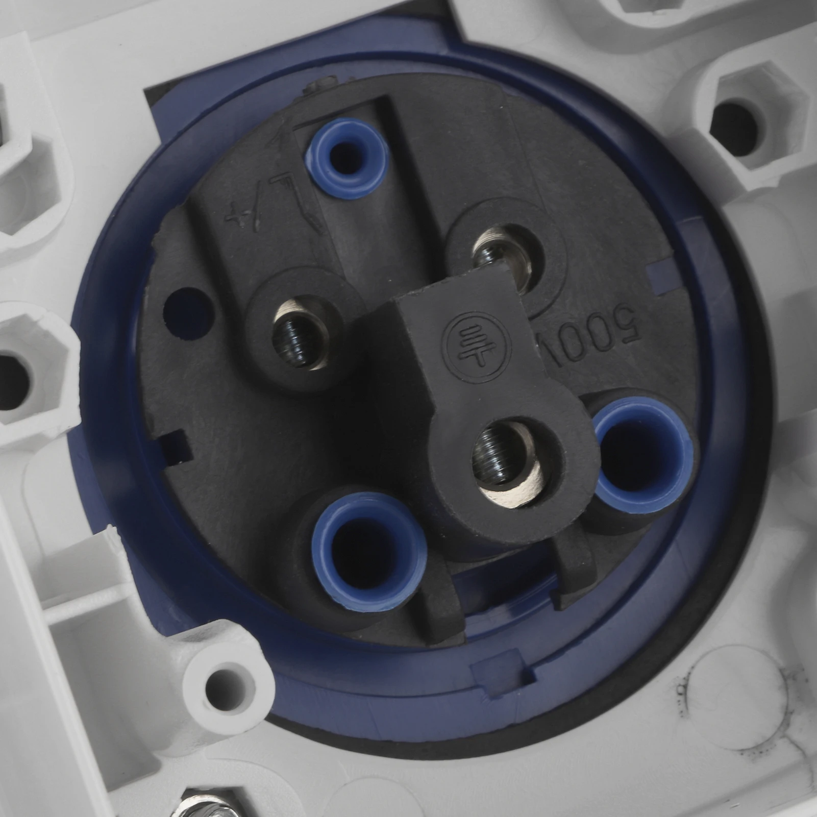 ZK20 16A ‑240V Waterproof Power Outlet External 3Pin Flush Female Socket Plug for RV Motorhome Trailer Caravan