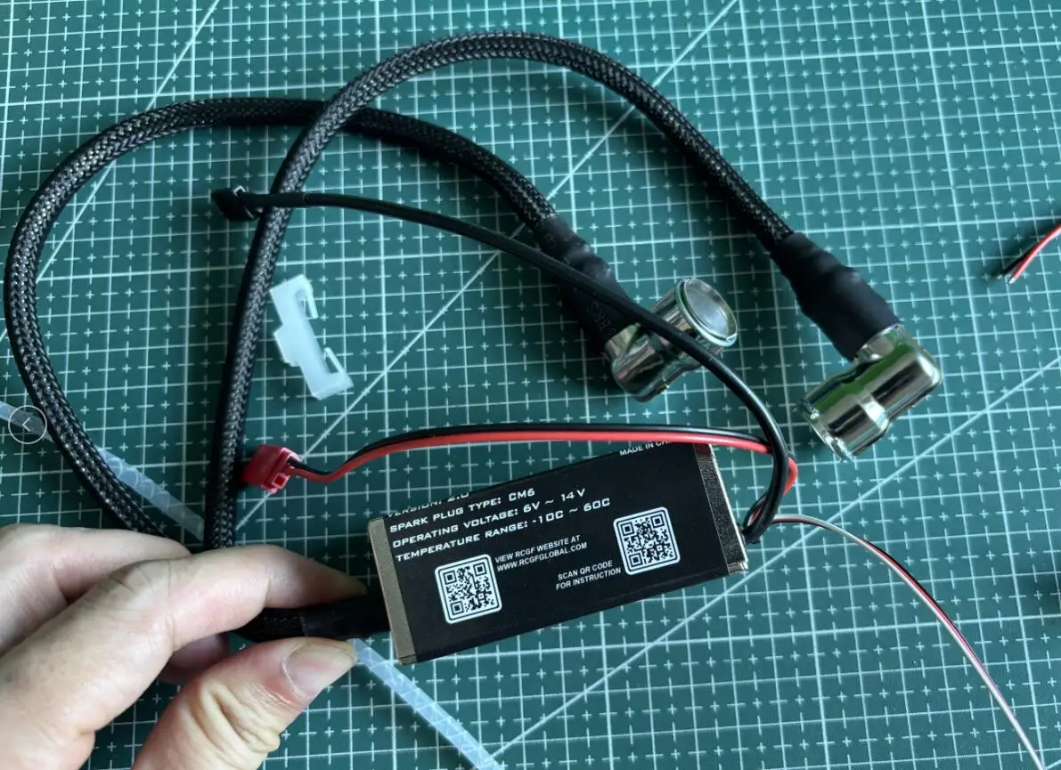 

VVRC RCGF Rcexl Double Ignition CDI with CM6 plugs for straight engines DLE 111 RC engine motor