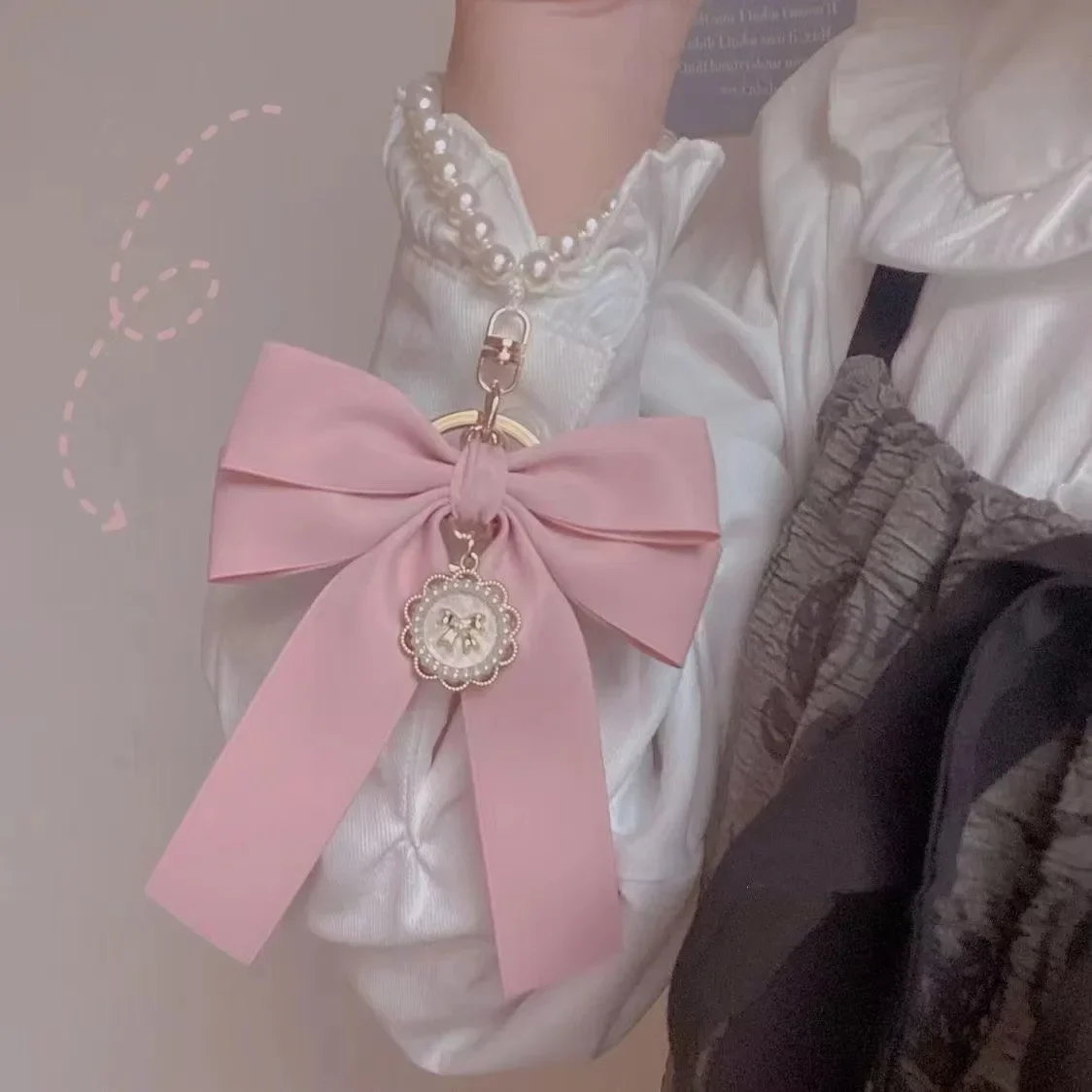 Vintage Faux Pearl Chain Keychains for Women Cute Heart Bow-Knot Charm Handbag Purse Decor Car Keyring Headphone Case Accessorie