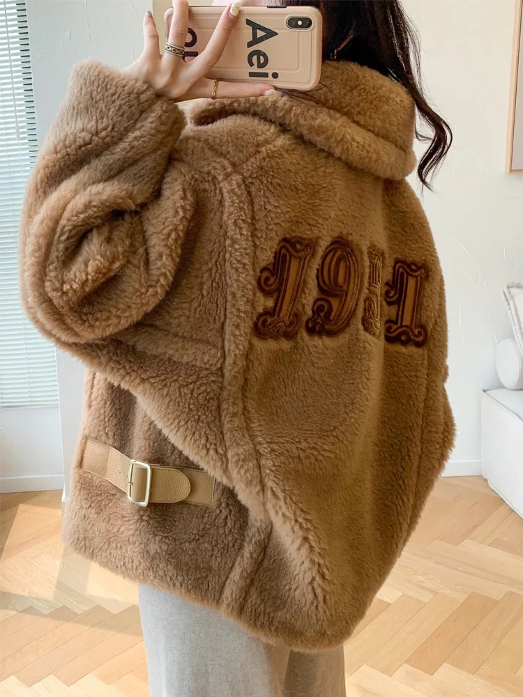 

2023 Vintage Teddy Bear Short Coat Camel Fur Coat Women Letter Print Teddy Real Fur Turn-down Long Sleeve Jacket Female Autumn W