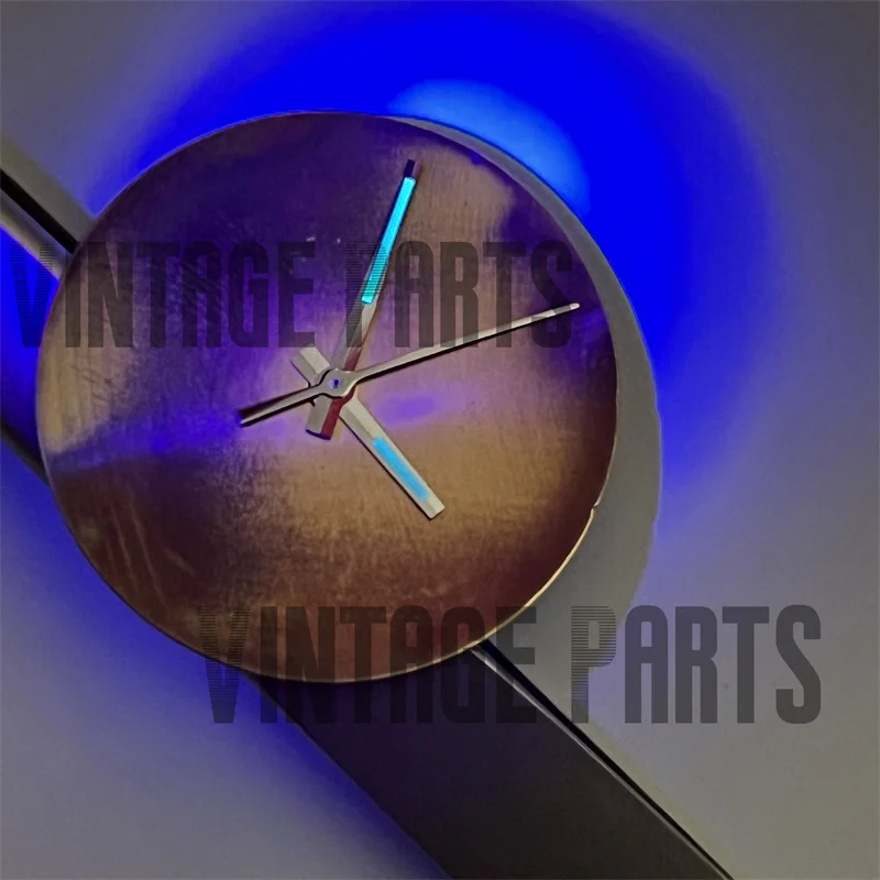Modifica le lancette dell'orologio con data luminosa blu ghiaccio da 8 mm * 12 mm * 12,5 mm adatte per il movimento NH35 NH36