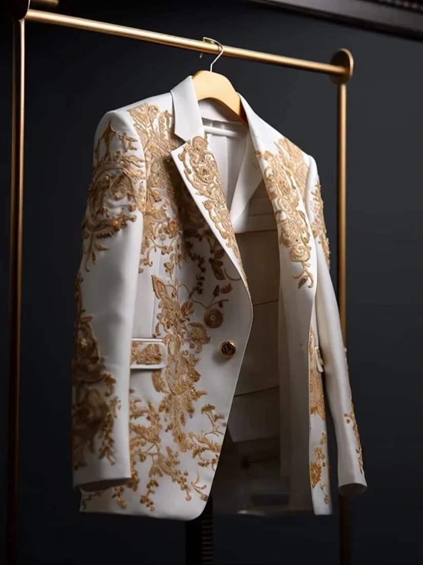 Luxury Men's Suit Gold Exquisite Embroider Business One Piece Men Blazer Jacket Tailor-Made Groom Formal Occasions Customized
