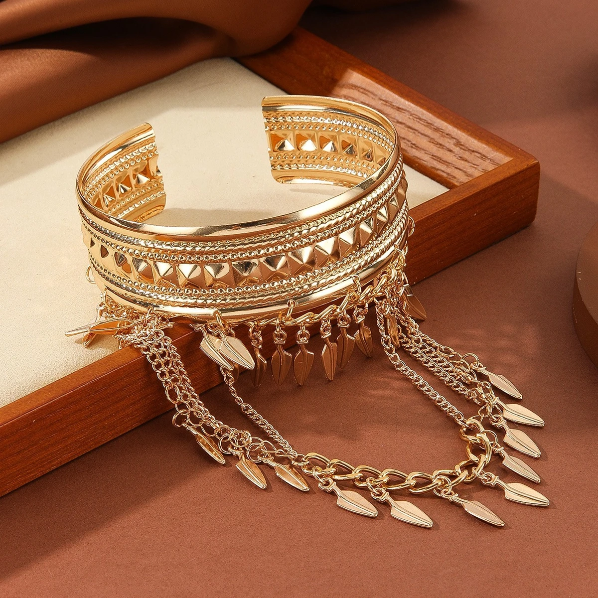 Bracelet de bras tendance 2026 - Women'S Egyptian Accessories avis et prix