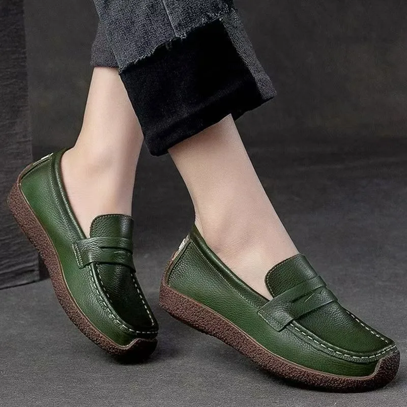 

2026 New Genuine Leather Shoes Woman Slip on Women Flats Moccasins Women's Loafers Spring Autumn Mother Shoe Big Size 35-40