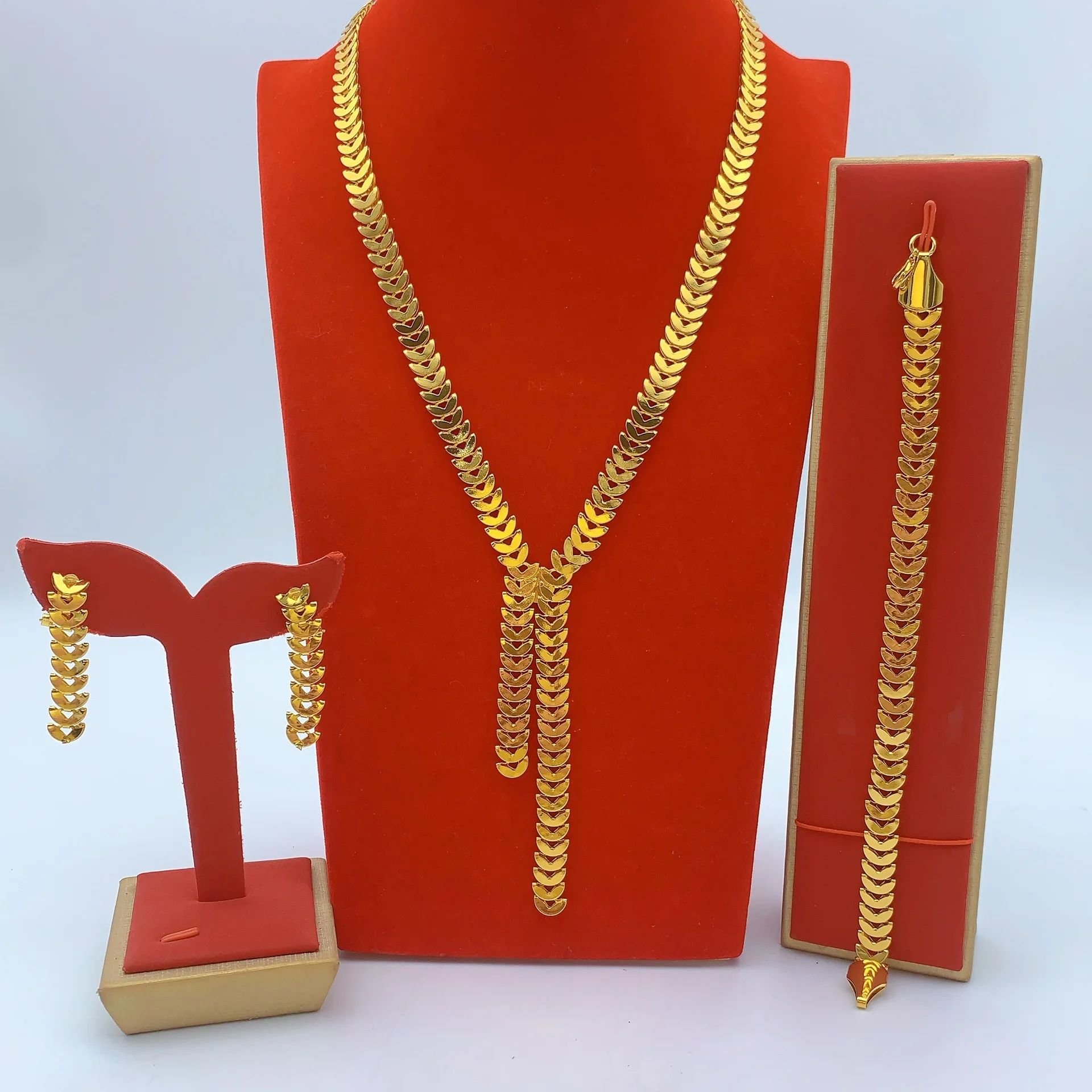 

Gold plated long necklace earrings bracelet jewelry set M002