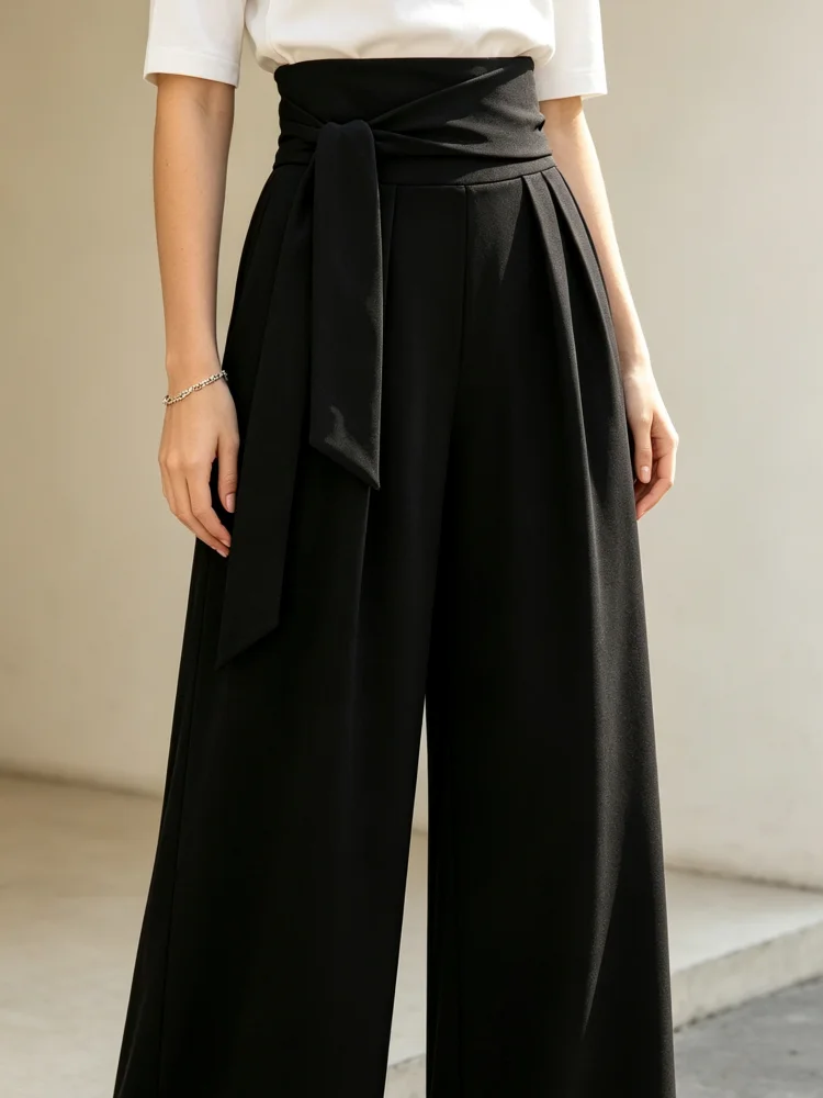 Weit geschnittene Damenhose, schwarz, hohe Taille, mit Bindegürtel, plissiert, lange Hose, elegante Business-Casual-Hose für das Büro – Detail 4