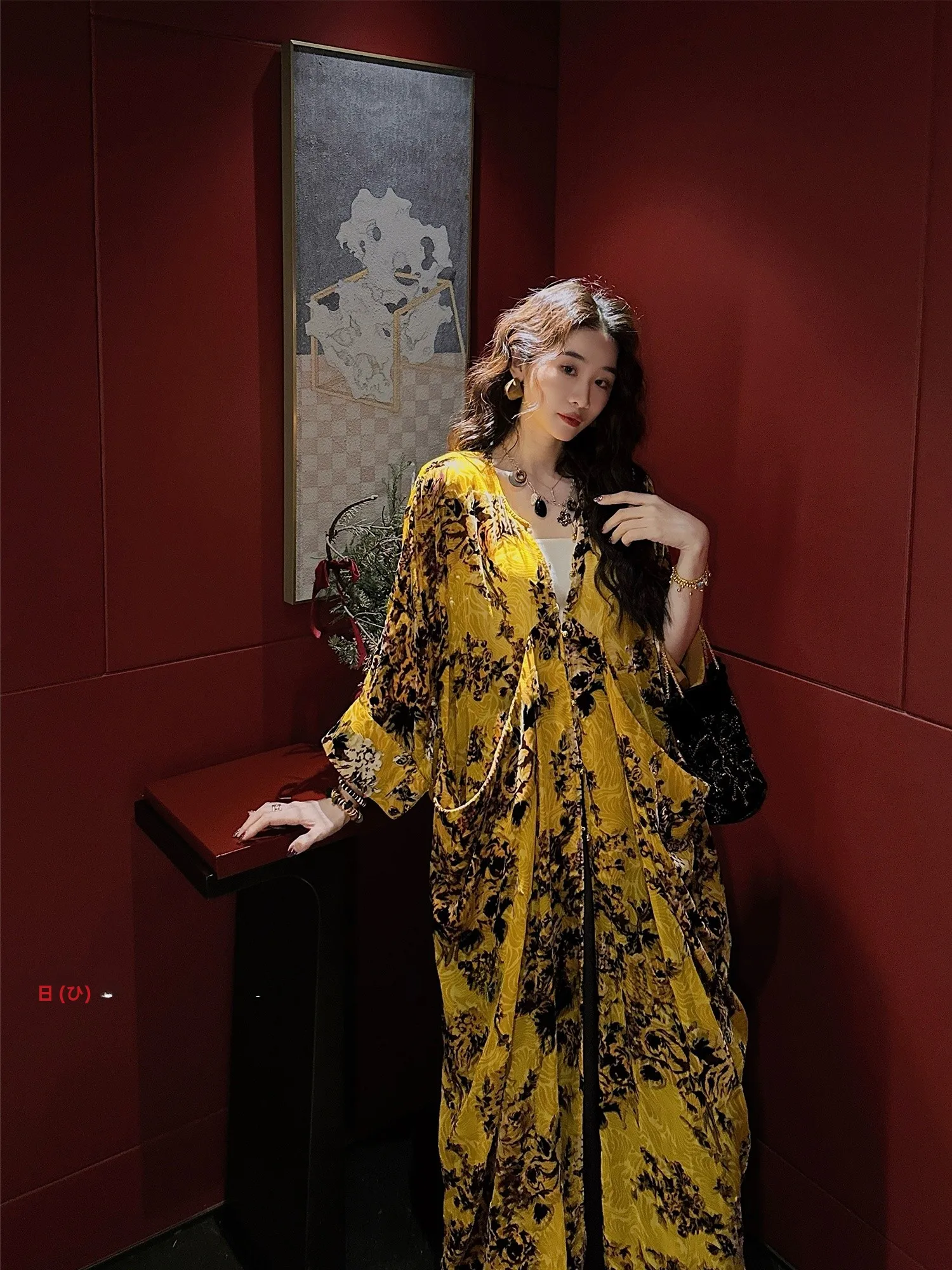 Three Good Black Flower【Phoenix Seeking Phoenix】Women's Early Spring Light And Transparent Velvet Burned Flower Zen Style Ope...