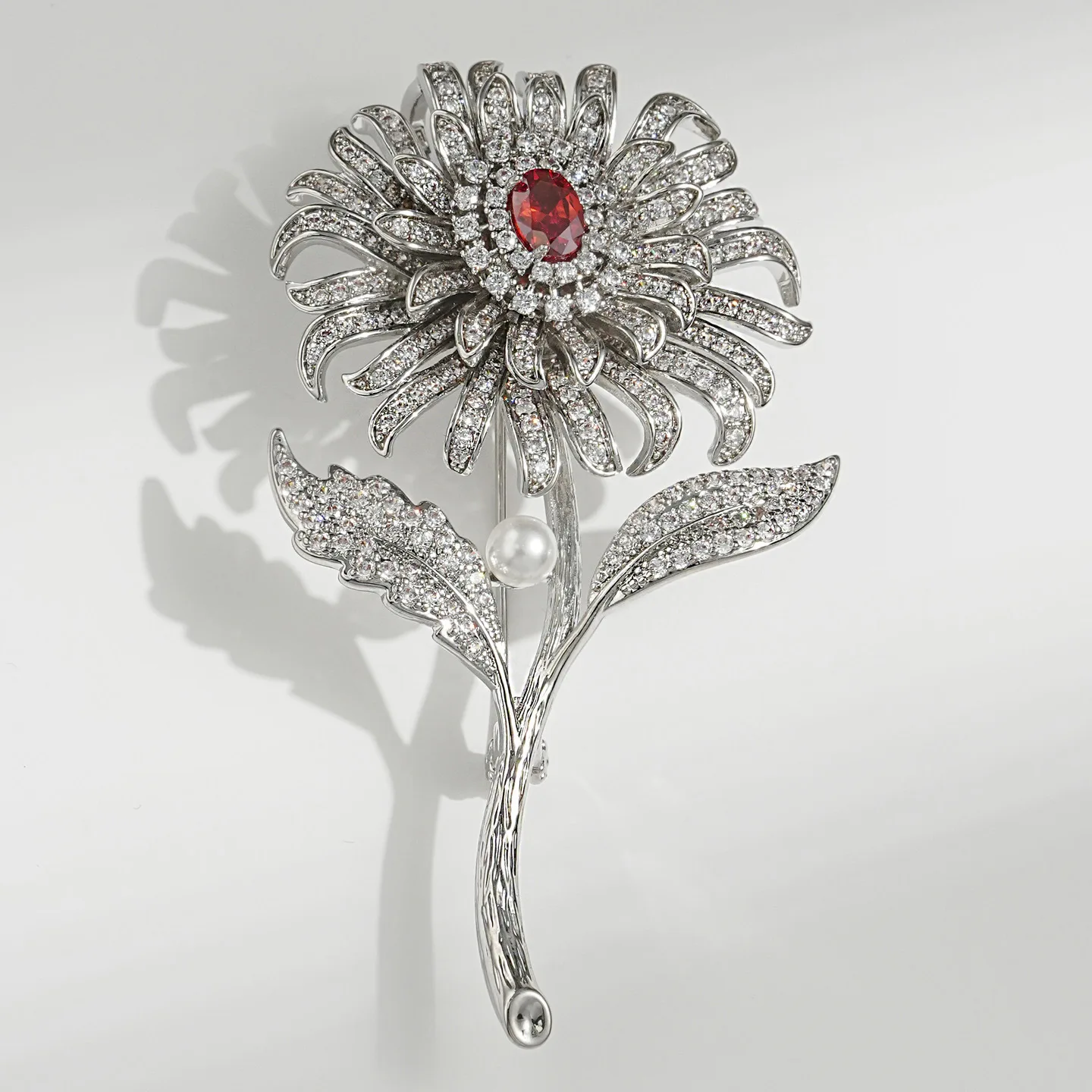 Luxury Micro-inlaid Zircon Elegant Small Pearl Sunflower Brooch High-end Sweater Jacket Accessory Pin Chrysanthemum Broche
