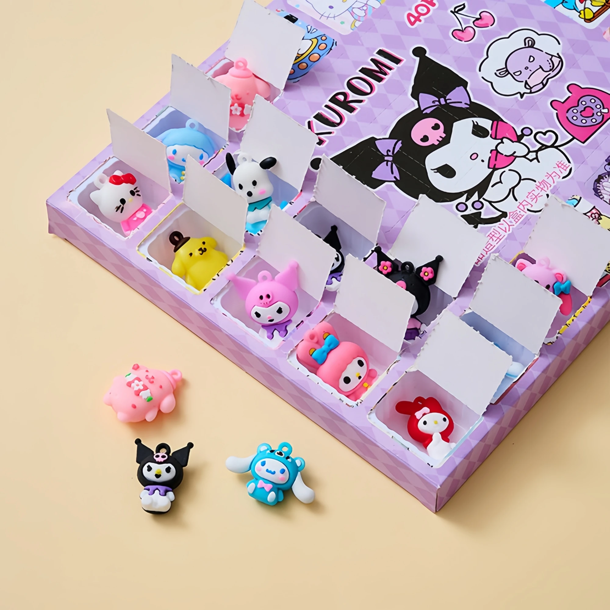 Sanrio-Hello Kitty Melody Anime Figure Blind Box, Acessório Bonito, Surpresa Artesanal Infantil, Presente de Aniversário da Menina, 40pcs