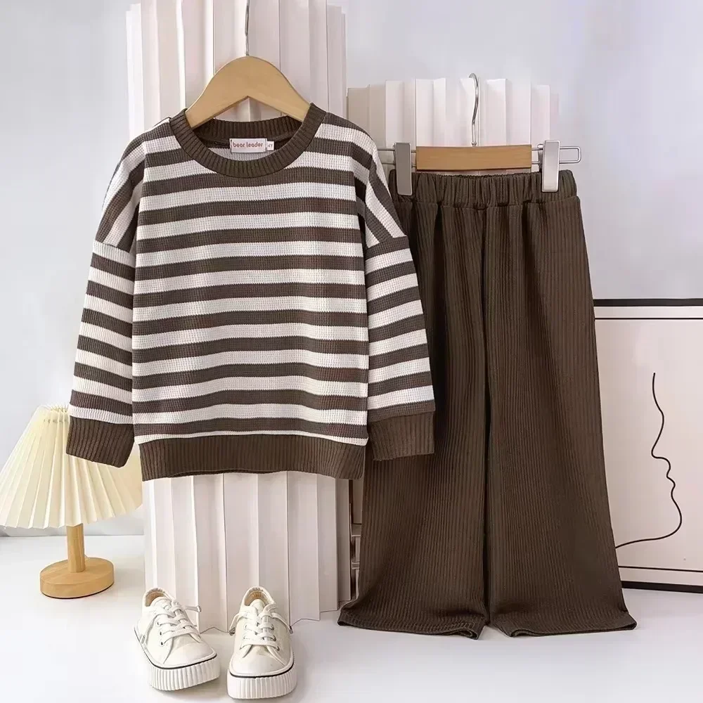 Korean Version Fashion Autumn and Winter New Brown Striped Casual Suit for Girls Aged 3 4 5 6 and 7
