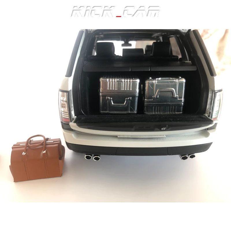 Rapid Model 1/18 Model Car Diorama Garage Simulation Scene Decoration 3D Printing Trunk Leather Handbag