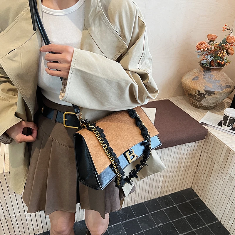 

Sophisticated Women Work Bag Faux Leather Material Structured Design with Laptop Compartment Spacious for Office Commute