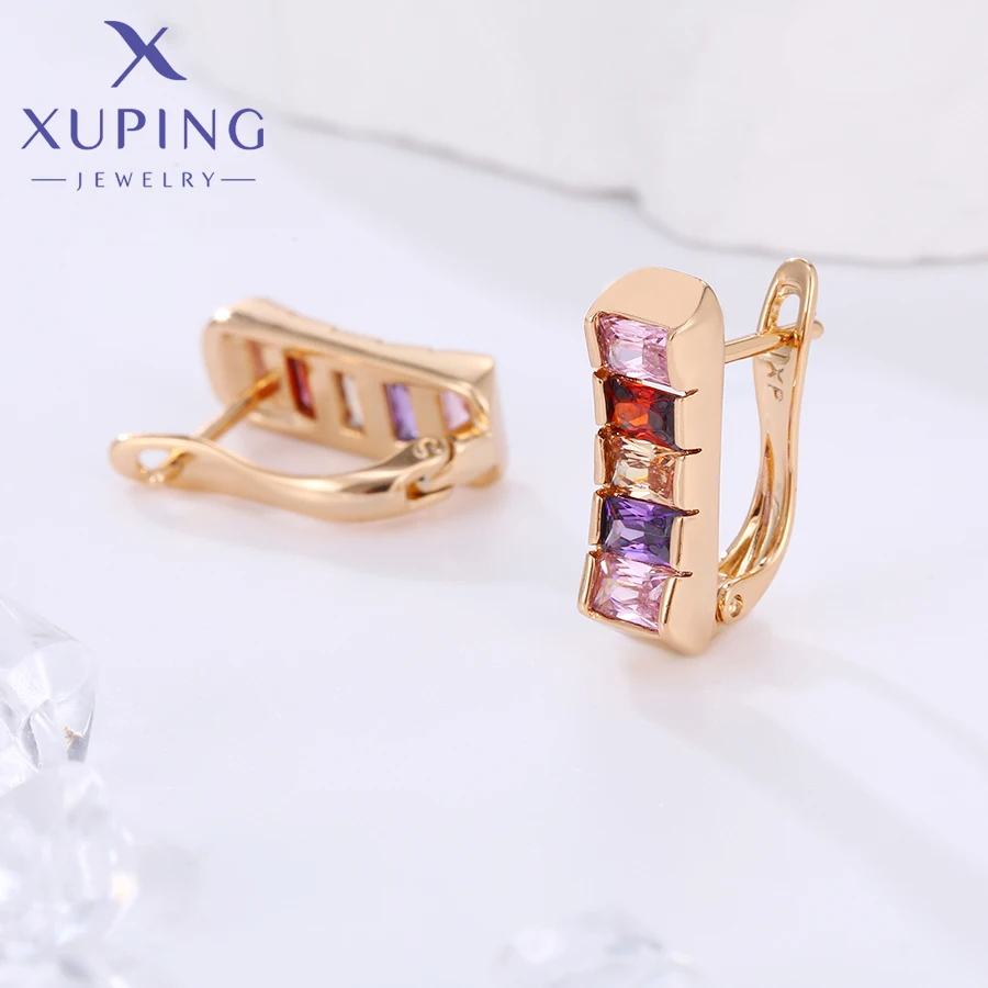 Xuping Jewelry Store Fashion Hoop School Gift Copper Alloy Simple Gold Color Huggies Earring for Women X000468391