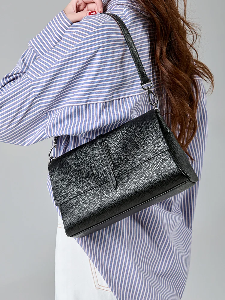 

Fashion Head Layer Cowhide Shoulder Bag 2025 New Women Leather Retro Temperament Commuter Bag Versatile Women Crossbody Bag