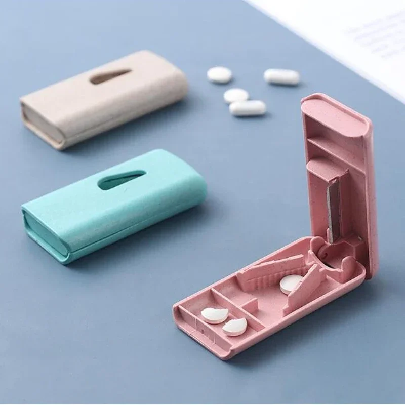 1 Pc Pills Cutter Pill Box 2 In 1 Transparent Mini Portable Quickly Split Medicine Divider Dustproof Pill Storage Box Organizer