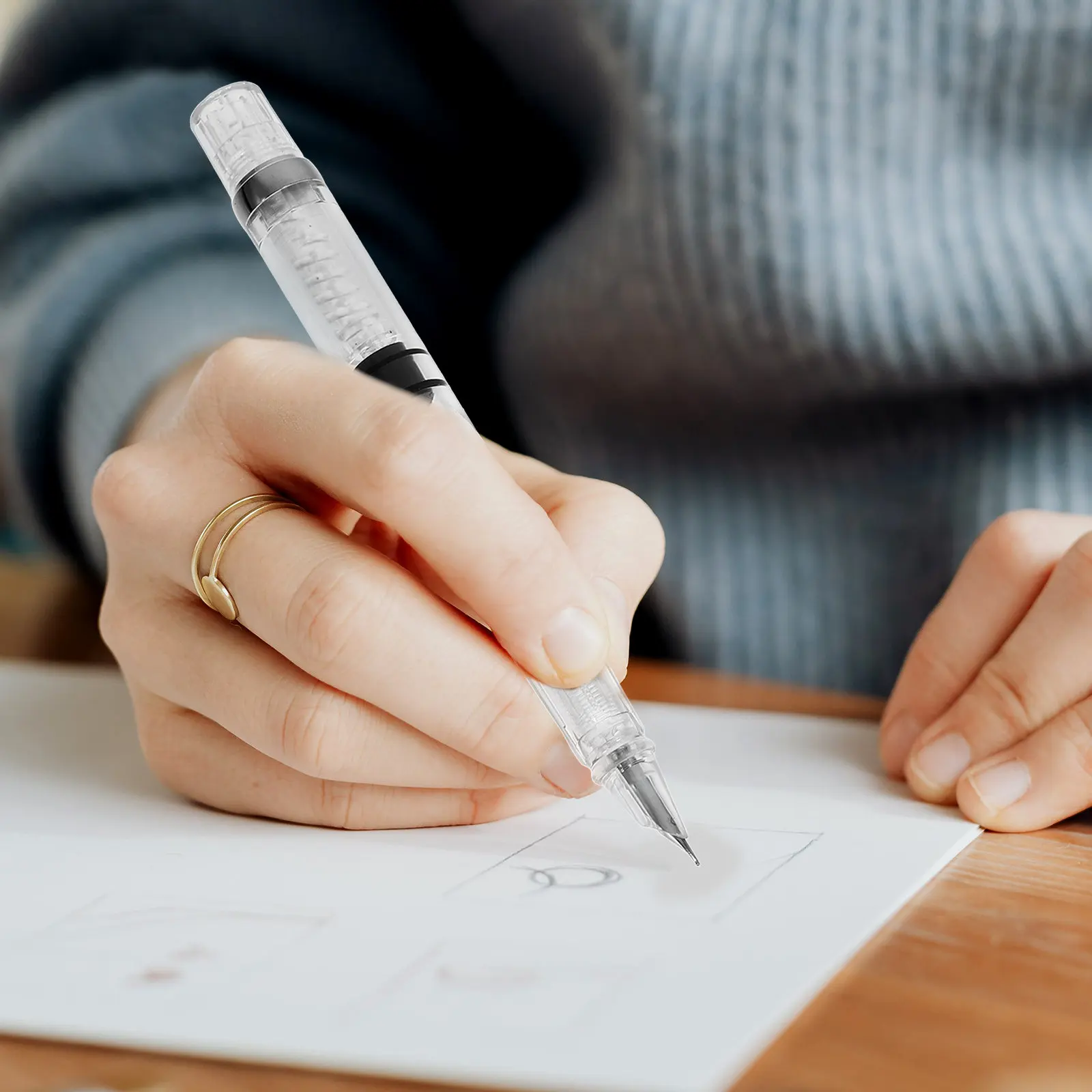 

2 шт. перьевые ручки с прозрачным корпусом, поглотитель чернил, ручка для плавного письма, каллиграфическая ручка, школьные и офисные принадлежности