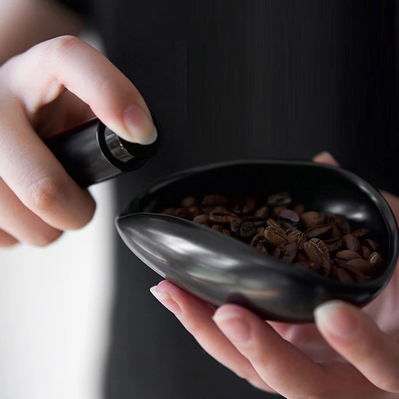 Coffee Beans Dosing Cup Trays And Spray Bottle Set Reusable Coffee Dosing Vessel Espresso Coffee Accessories For Barista view 2