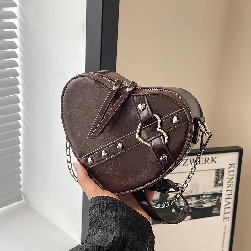 

Single Shoulder Bag for Women 2024 New Trendy and Cool Peach Heart Niche Design Texture Crossbody Bag Crossbody Bolsa Mujer