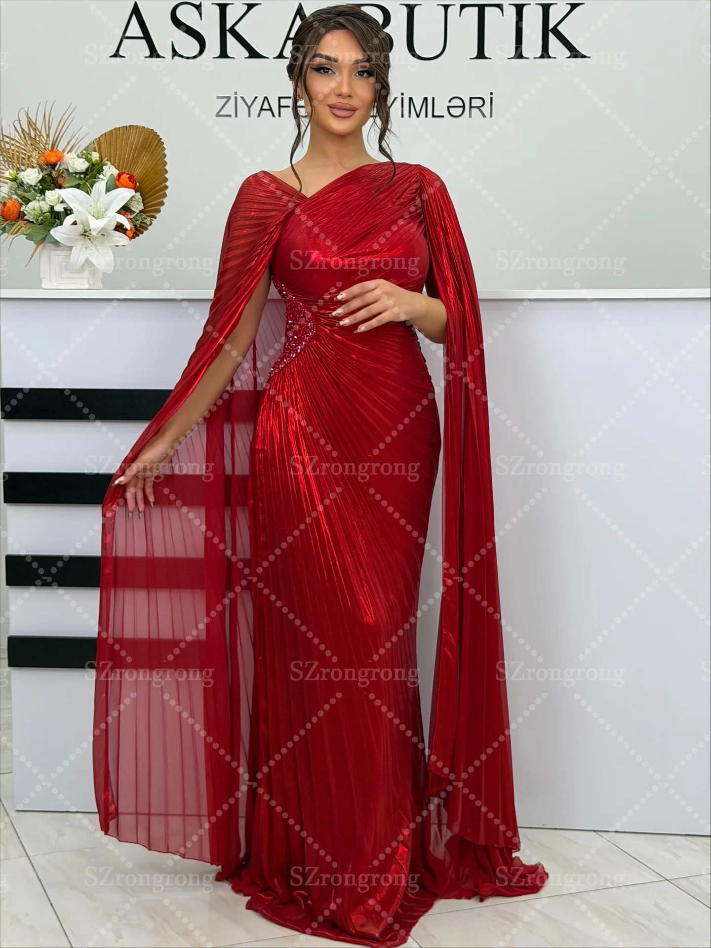 Vestido árabe saudí hecho a medida, vestido de noche plisado de crepé de Jersey escalonado, vestido de fiesta largo con cuentas sin espalda y tren