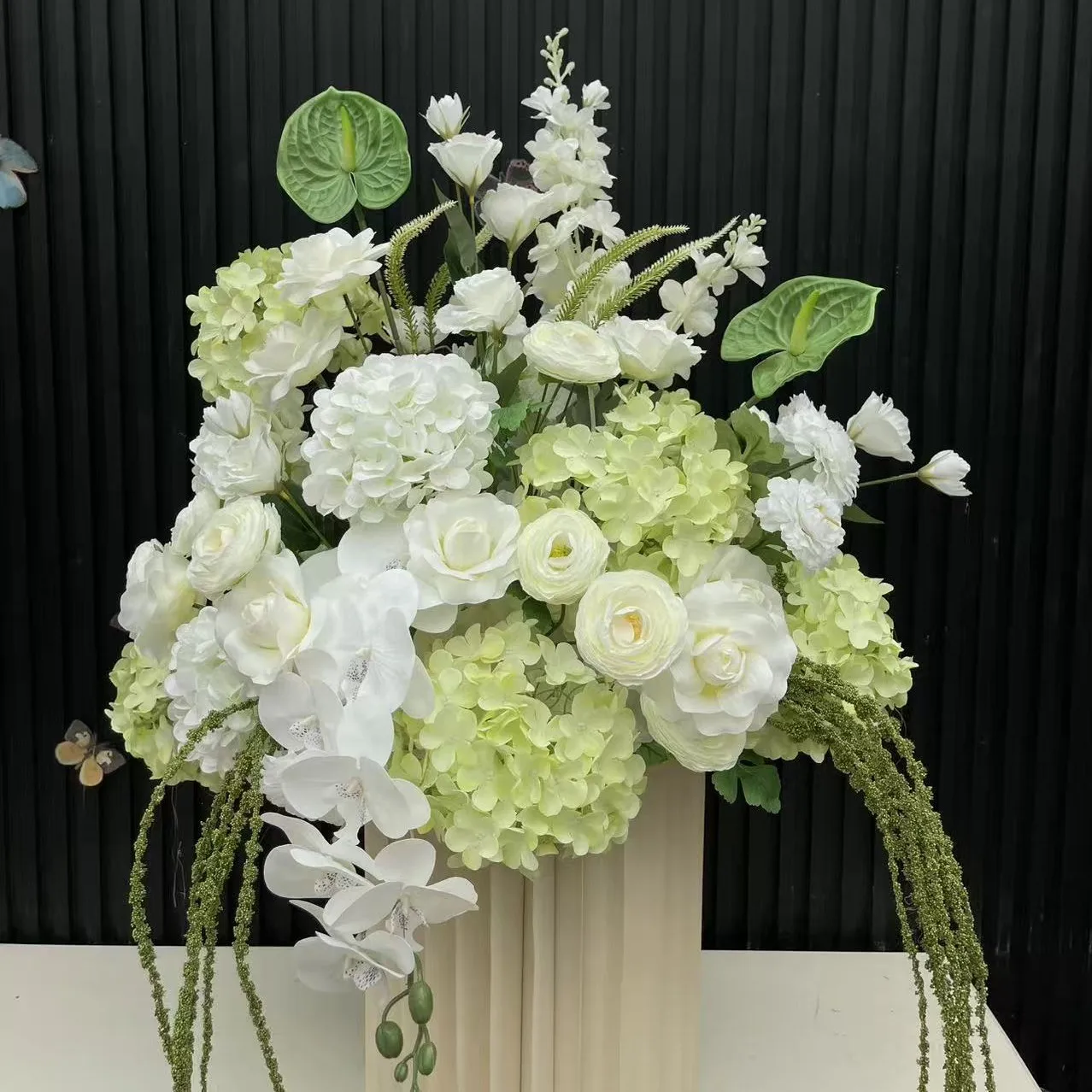 White Pink Artificial Flower Wedding Decoraiton Table Centerpieces Flower Ball Road Lead Floral Arrangements Party Props image 3