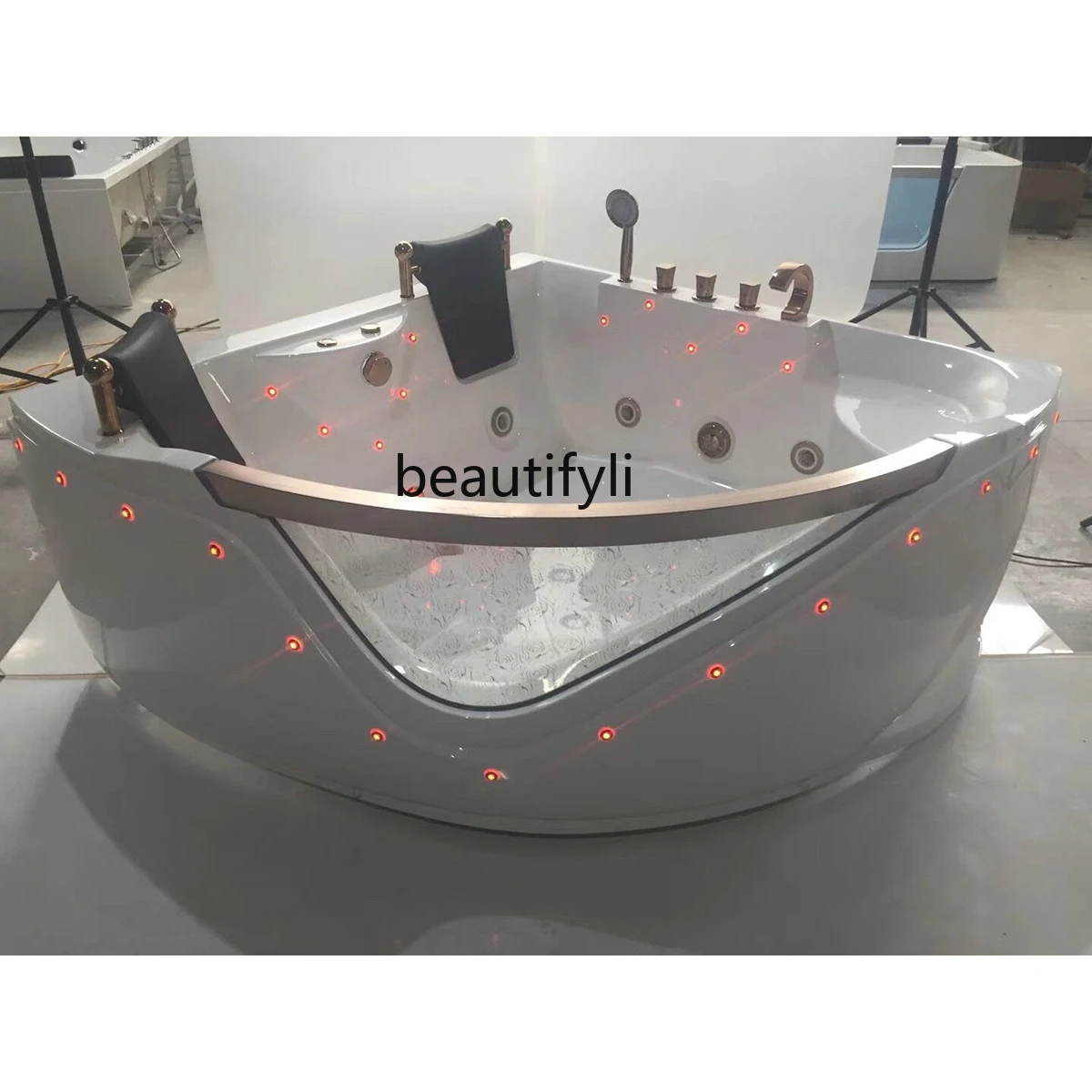 Outdoor surfing Jacuzzi Intelligent thermostatic heating courtyard Embedded hot spring hotel large bath