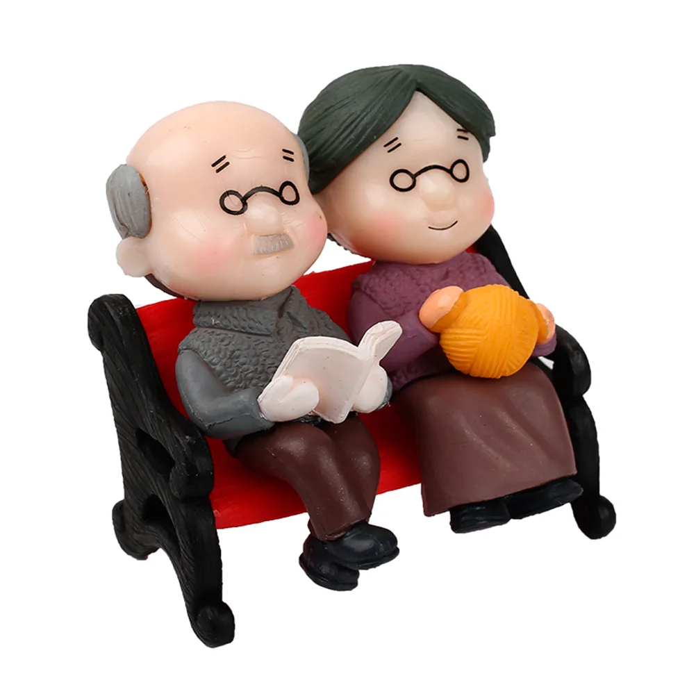 

2Set Grandma Grandpa Statue Chair Romantic Lovers Cake Ornament Desktop Car Succulent Bonsai Grandma Grandpa Statue with Chair