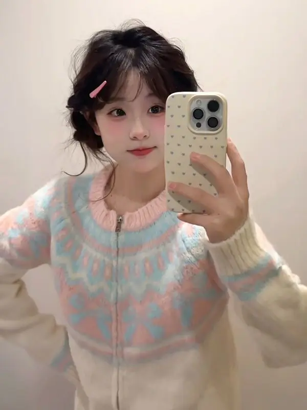 

2025 Dopamine Retro Fair Isle Cardigan Sweater Coat Autumn Winter Loose Jacquard Knit Top