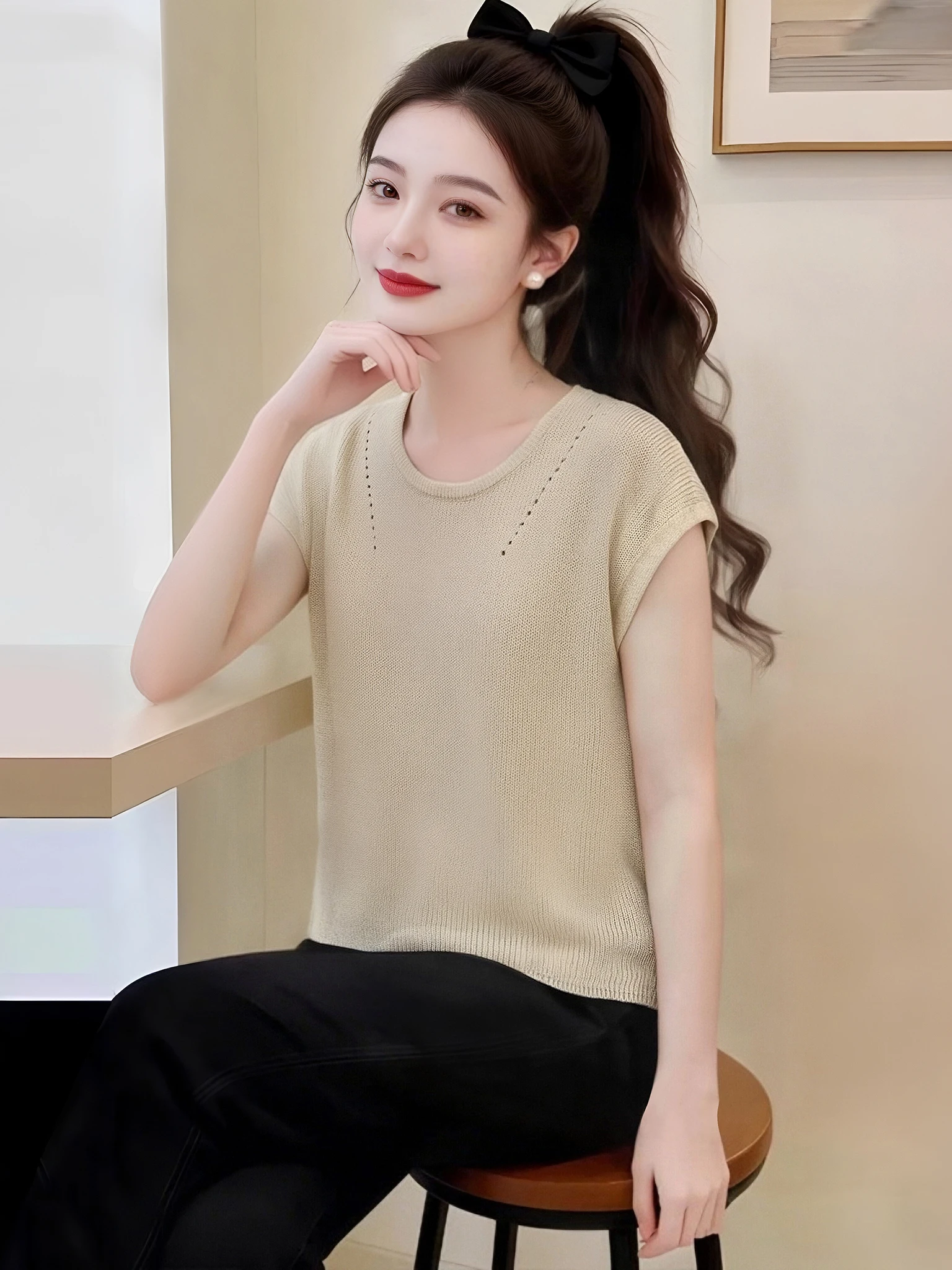 

Summer New Style Knitted Casual Hollow out Lightweight Short Sleeve V-Neck Top for Women Commute Wear Loose Fit Korean Version