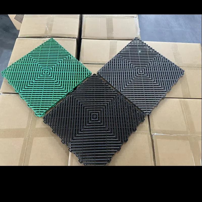 

Factory Direct Sales Garage Floor Mat 3m X 3m Interlocking Plastic Smooth Laminate