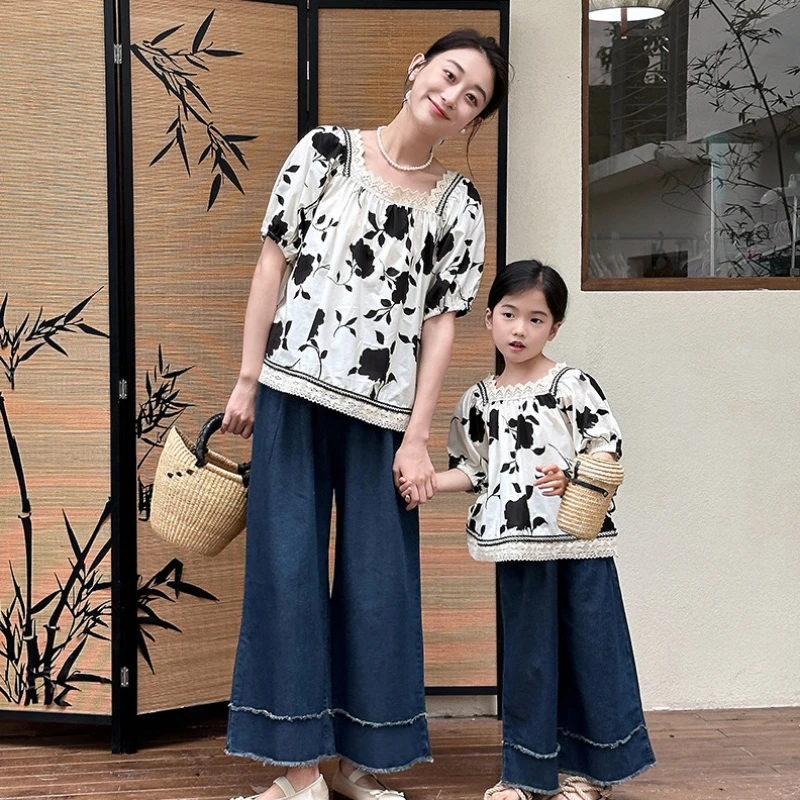 

Mother and Baby Girl Elegant Shirts Mom and Daughter Matching Blouse Summer Women Tops and Denim Jeans Two Piece Outfits 2024