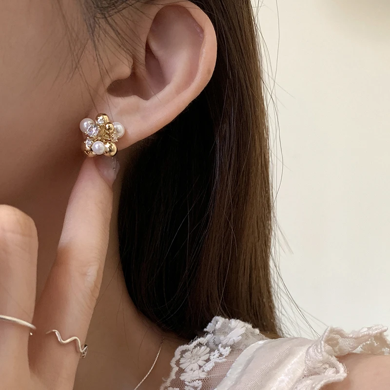 New Design Zircon Flower Ball Metal Earrings Elegant Accessories For Womens and Girls at Christmas Parties 2024 Fashion Jewelry