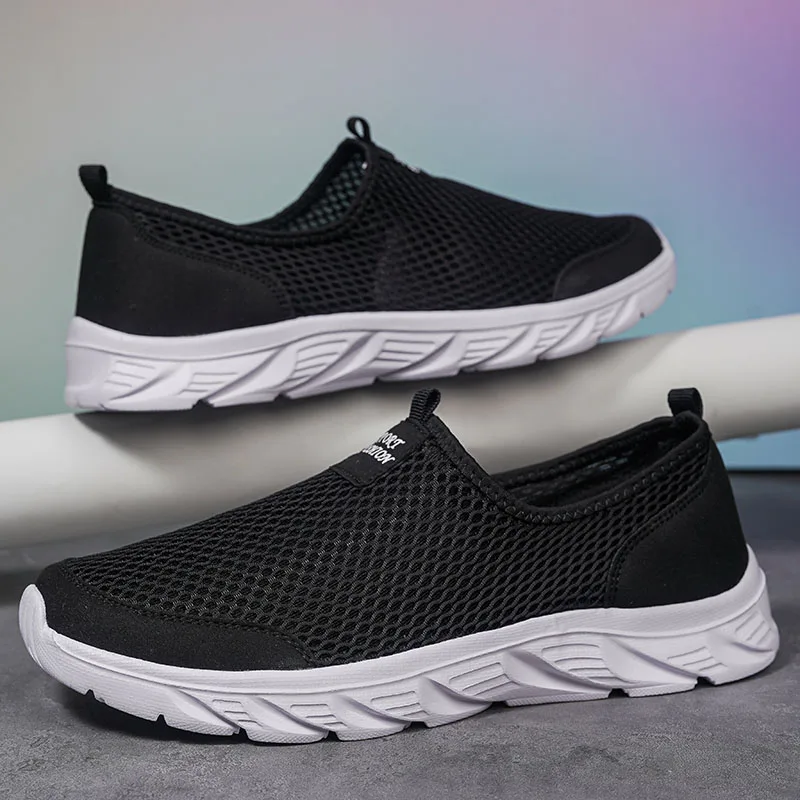 Sepatu MAEDEF Sepatu Pria Sepatu Olahraga Lari Bersirkulasi Sepatu Tenis Pria Musim Panas Sneaker Pria Bersirkulasi untuk Pria Ukuran Besar 38-47