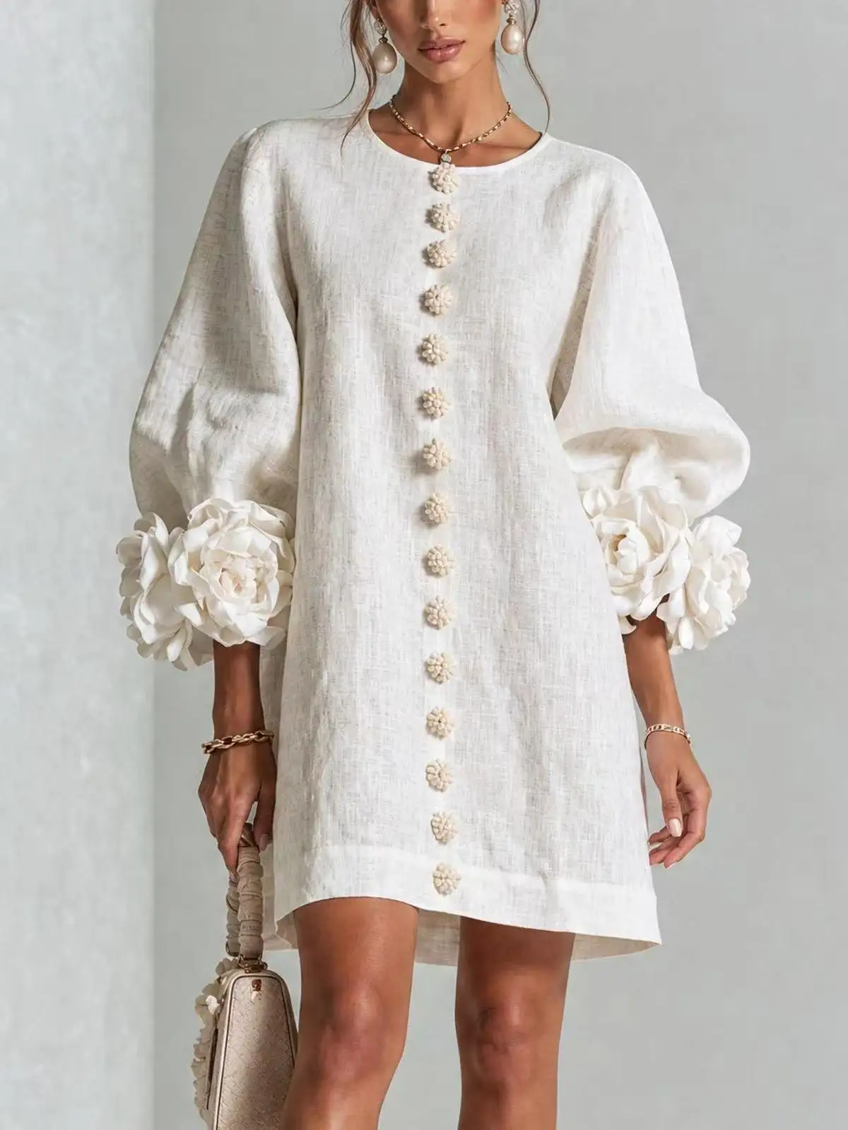Damen Französisches 3D-Blumenkleid mit Laternenärmeln aus Baumwolle und Leinen, Rundhals, einreihig, locker geschnitten, kurzes Urlaubskleid für mollige Frauen – Detail 8