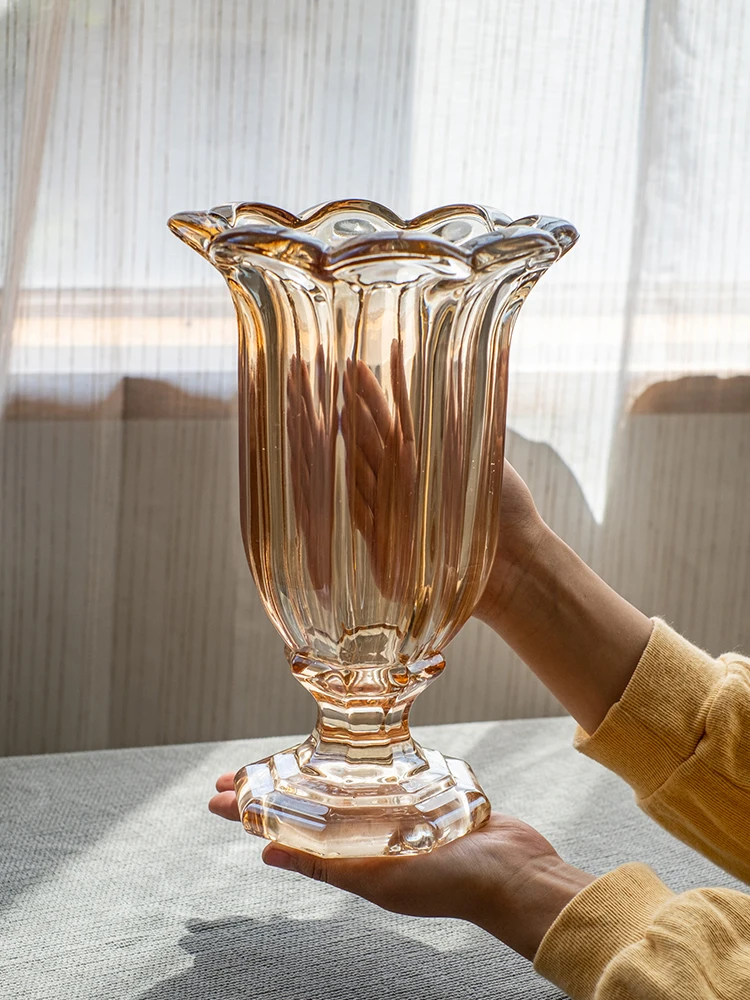 

Elegant Large Size Glass Flower Vase Wine Cup Hydroponic Water Cultivation Decorative Tabletop Ornament for Living Room And D...