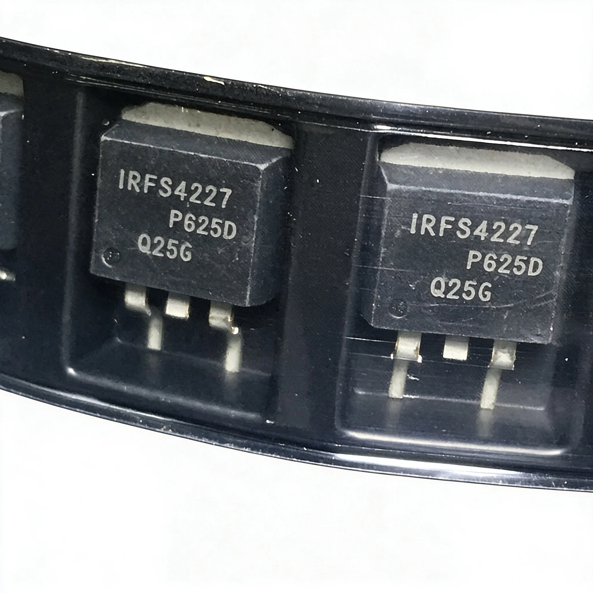 5piece IRFS4227 200V 130A TO-263