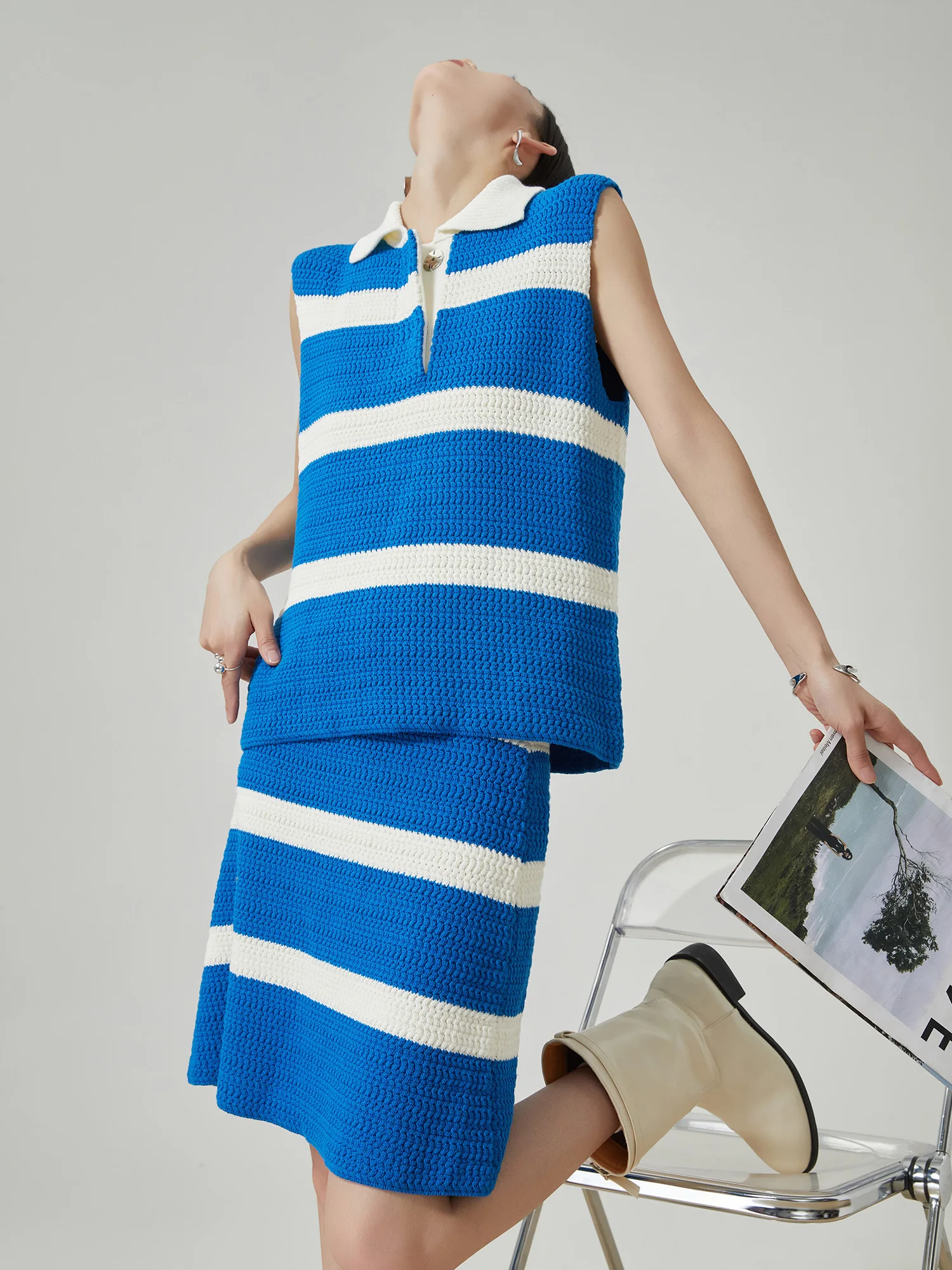 

Сине-белый полосатый вязаный комплект из двух предметов с отложным воротником: женский жилет без рукавов и юбка, летний дизайн, повседневный свободный крой