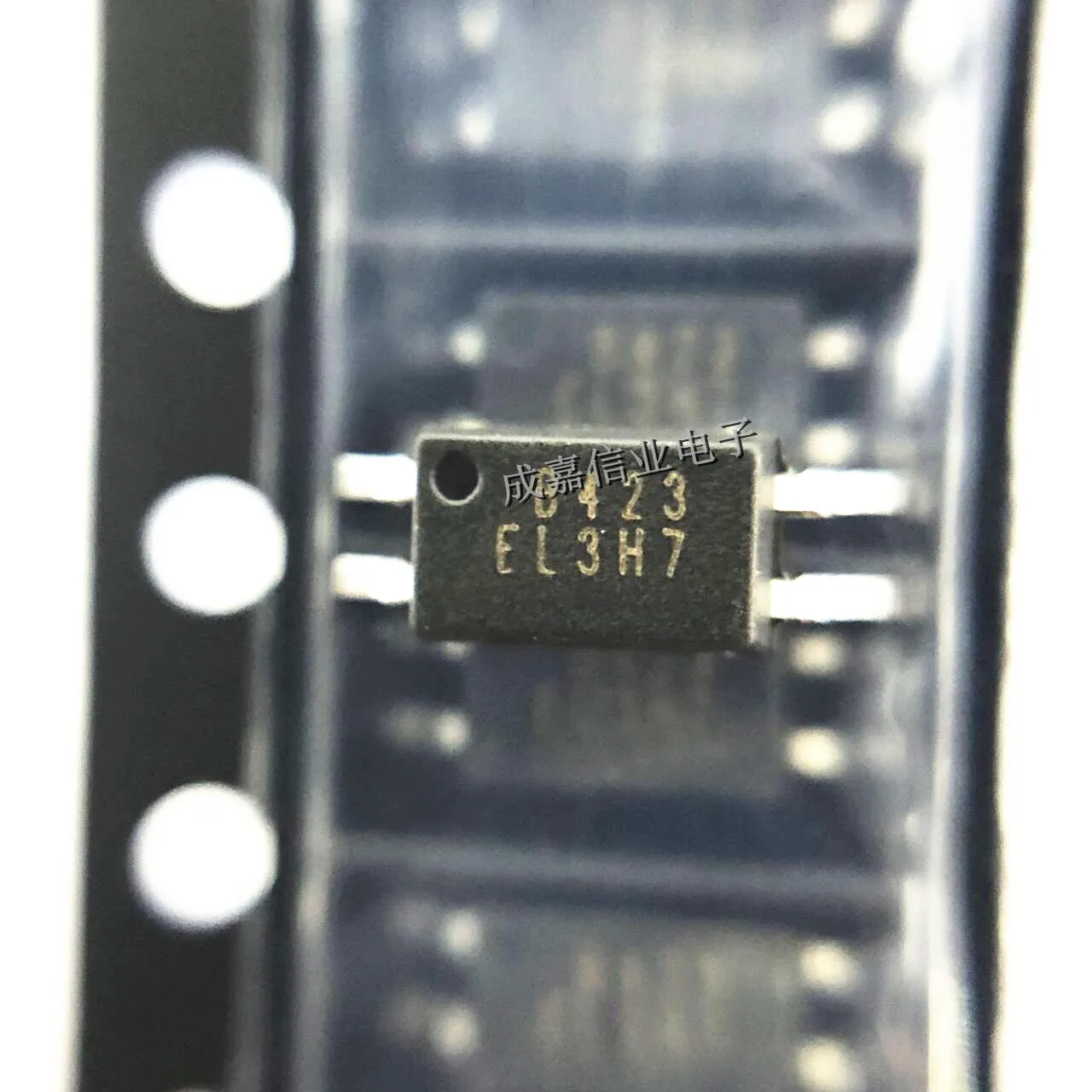 100pcs/Lot EL3H7(B)(TA)-VG SOP-4 MARKING;EL3H7 Transistor Output Optocouplers 130-260CTR 3750Vrms -55 to +110 Op Temp