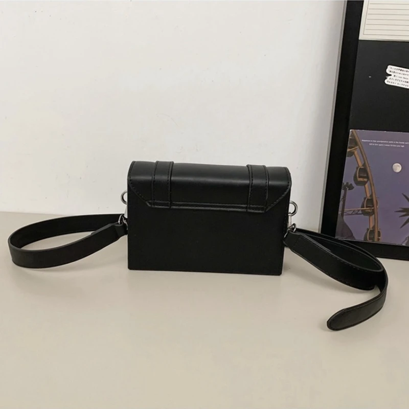New Fashionable and Versatile Small Shoulder Bag, Simple and Lightweight Crossbody Bag, Multi-functional Single-shoulder Bag