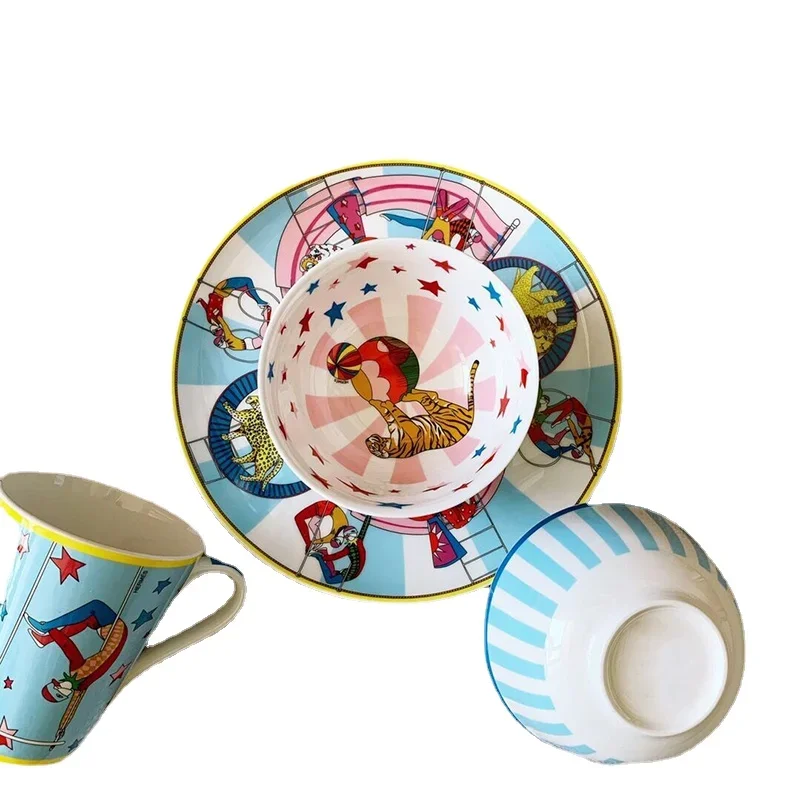 

4 pcs Ceramic Tableware Set Cute Circus Series Design Cartoon Kids Dinner Set Including cup & bowls Plate For Children Gift