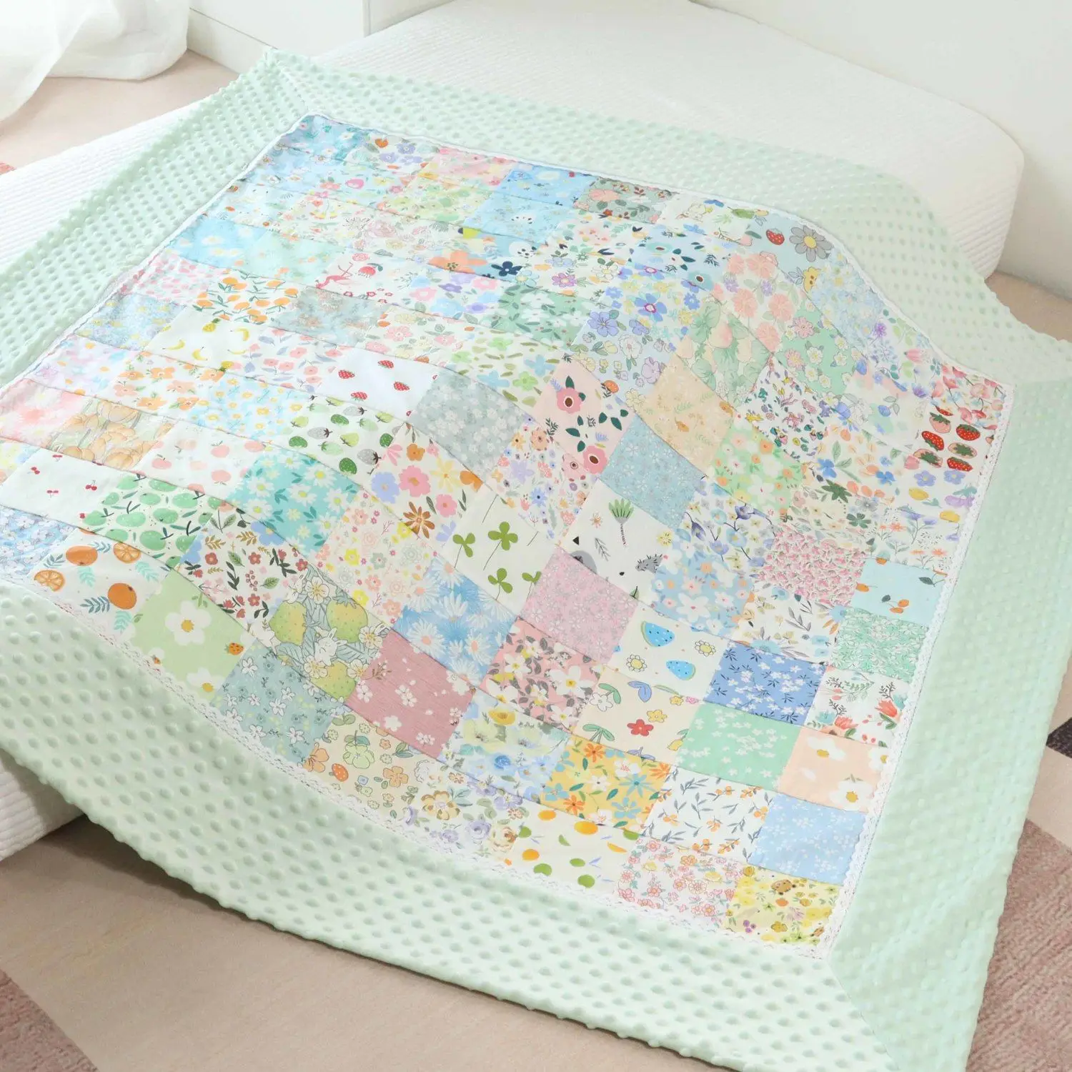 

Handmade Cotton Patchwork Quilt DIY Materials Small Flower Scrap Fabric Autumn Winter Home Fabric Art Professional Design