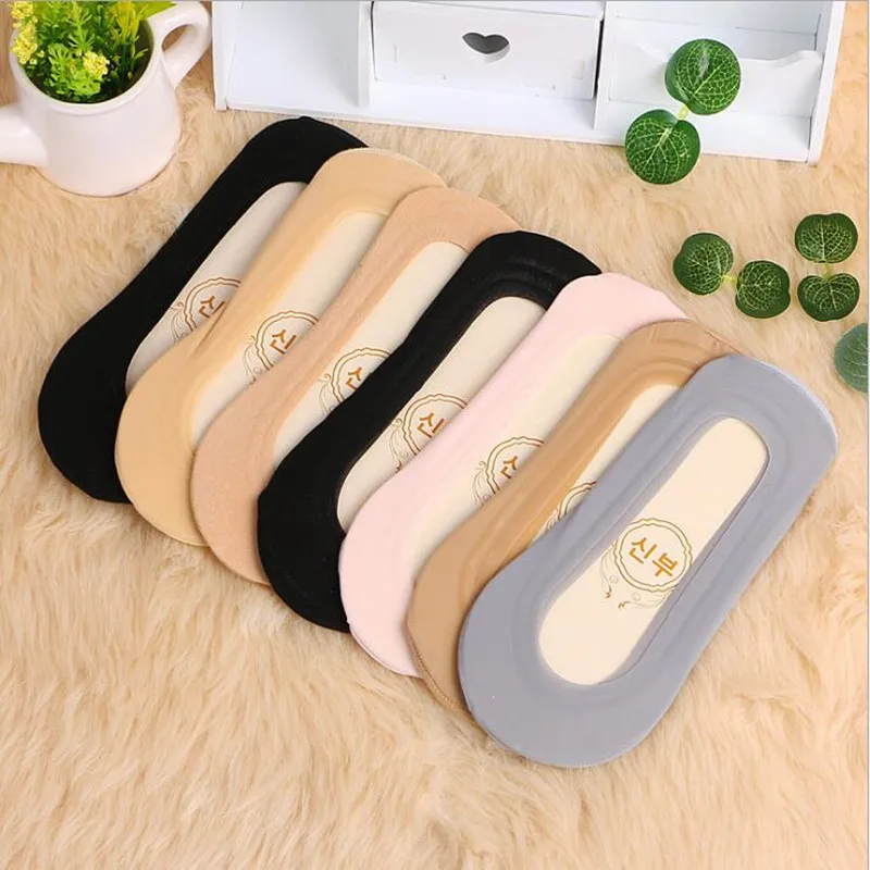 1 pair of summer new ladies silicone boat  invisible cotton sole non-slip slippers non-slip socks  lace socks for women image 2