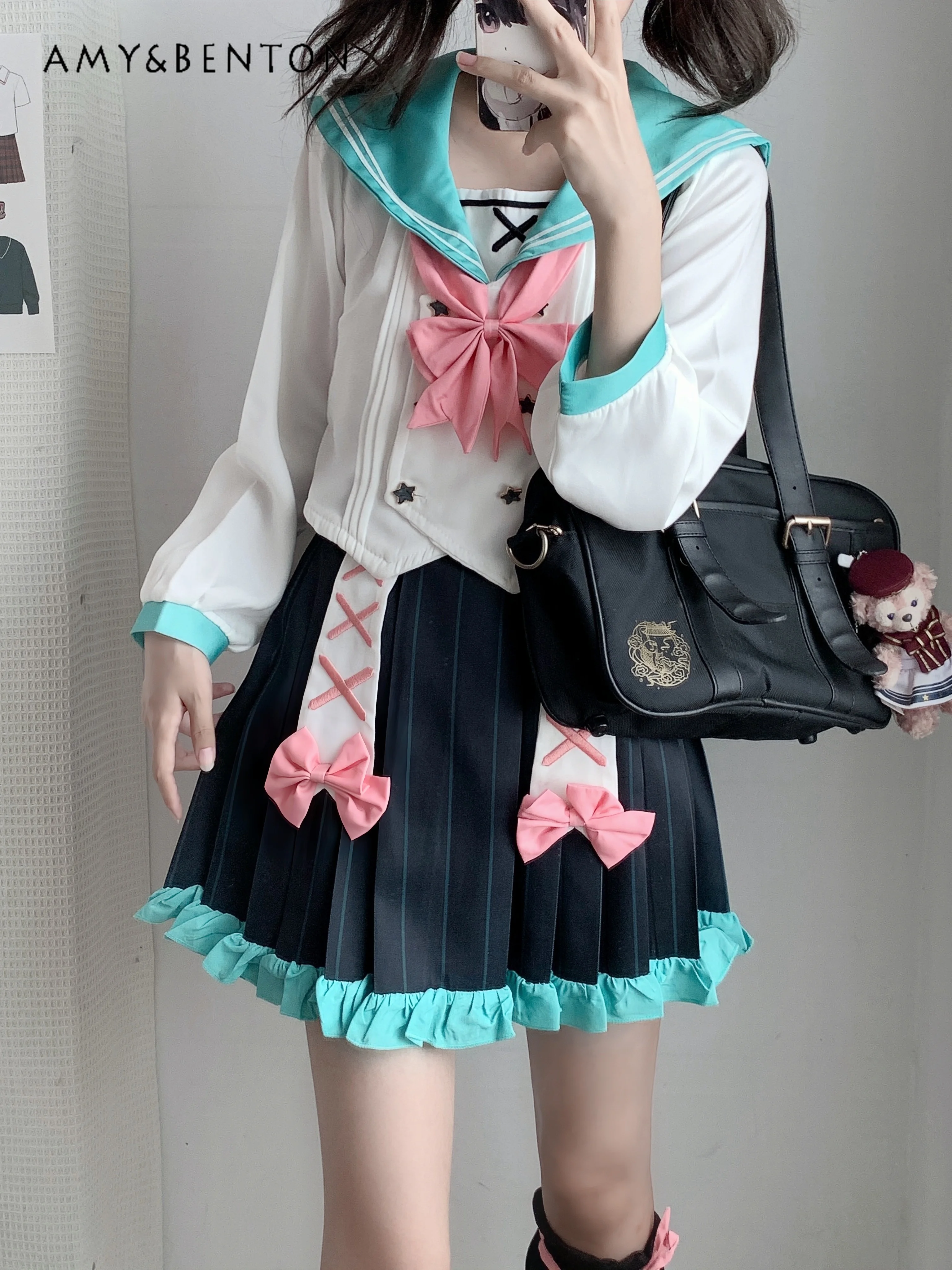 

Prepy Style JK Униформа Матросский костюм Японский милый милый бант Короткая рубашка с длинным рукавом Мини-юбка с высокой талией Женский комплект из двух предметов