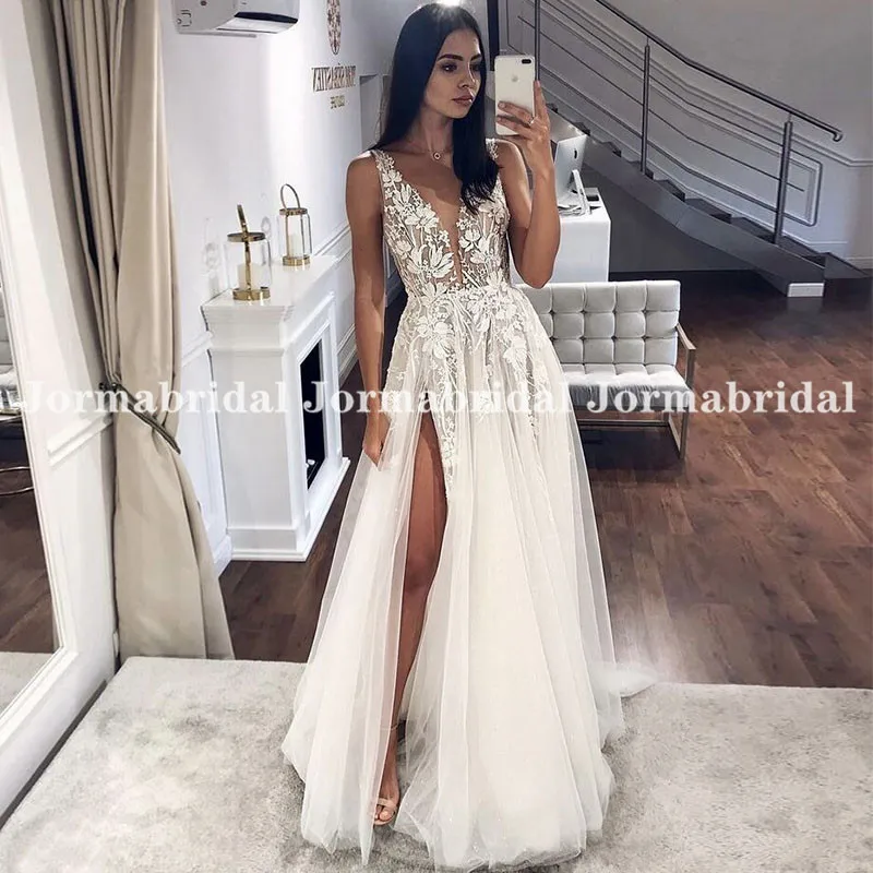 

Boho Tulle Wedding Dresses Deep V-Neck Illusion Lace Applique A-line Bridal Gowns with High Slit Full Length Beach Bride Dress