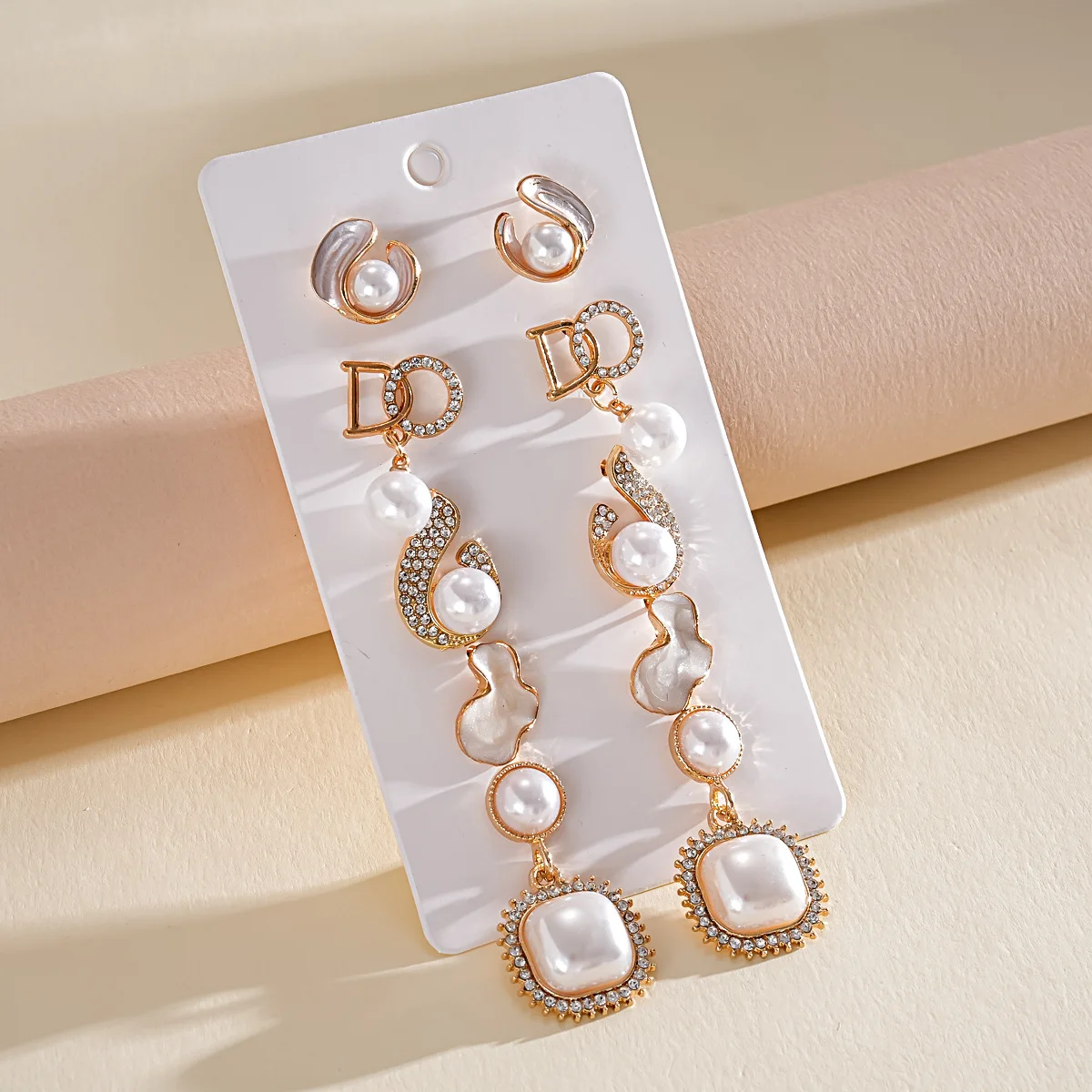 Women's 16 Pieces Imitation Pearl Stud Earrings Set, Elegant Gift