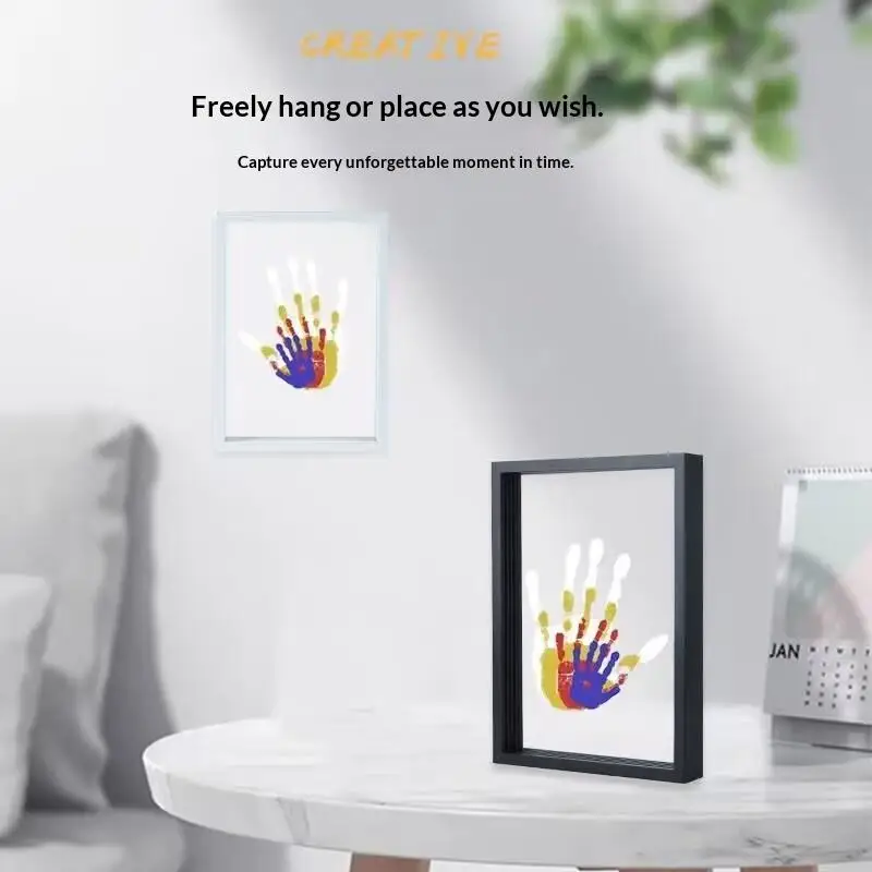 Kit de cadre photo en bois DIY pour empreintes de mains de famille avec 6 peintures, stylos, gomme, pinceau, accessoires pour cadeau souvenir