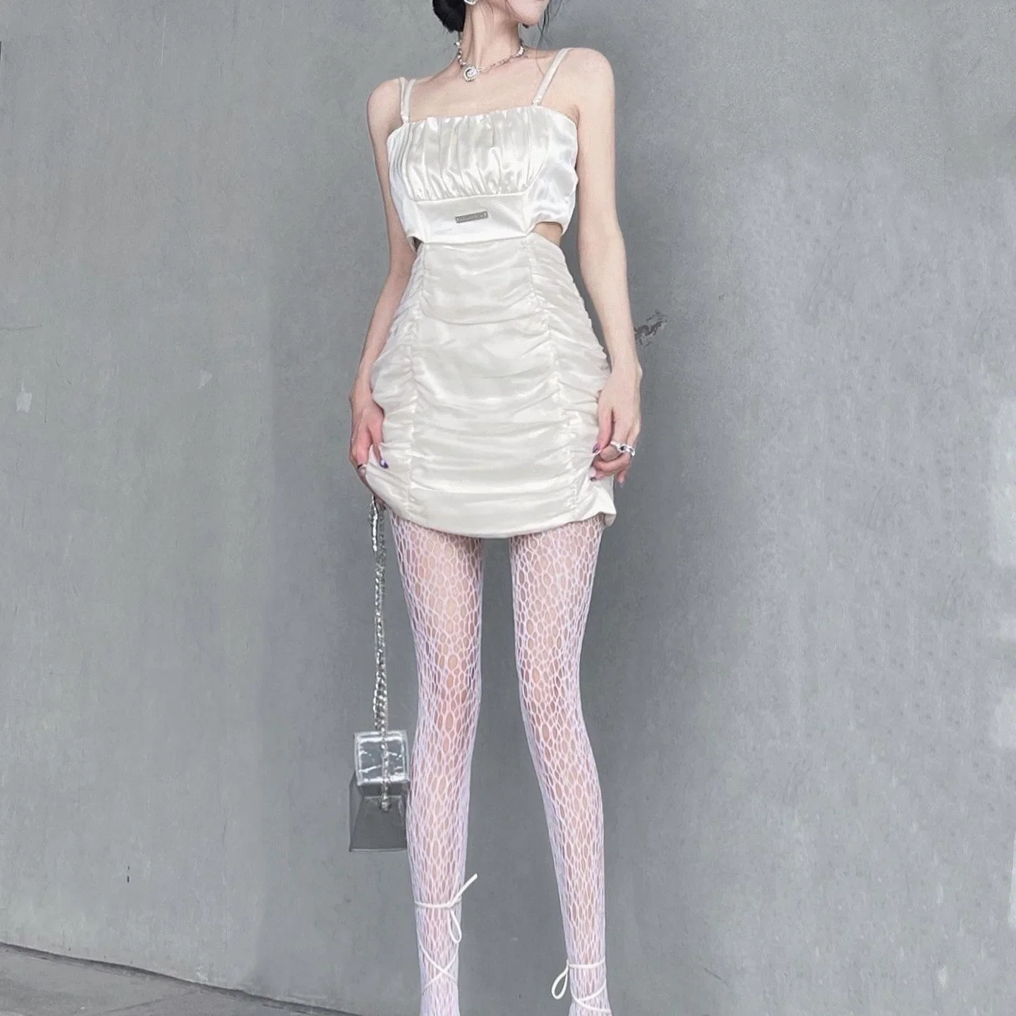 2025 Fashion Women White Medium Grid High Waist Stocking Fishnet Club Tights Panty Knitting Net Pantyhose Trouser Mesh Lingerie