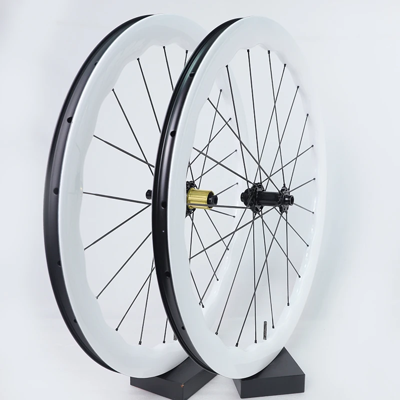700c T700 Undulating Carbon Wheels, tubeless clincher rim, center lock disc brake system road bike wheel parts