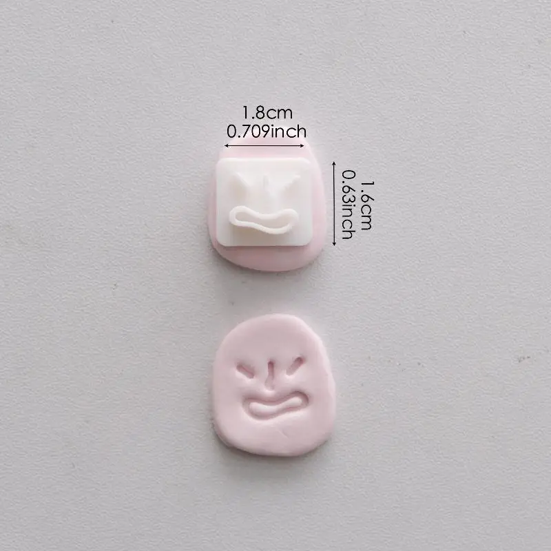 8-teiliges Mini-Cartoon-Expressions-Polymer-Ton-Stempelformen-Set mit verschiedenen Gesichtsmustern, perfekt für die Herstellung von handgefertigtem Schmuck. – Detail 7