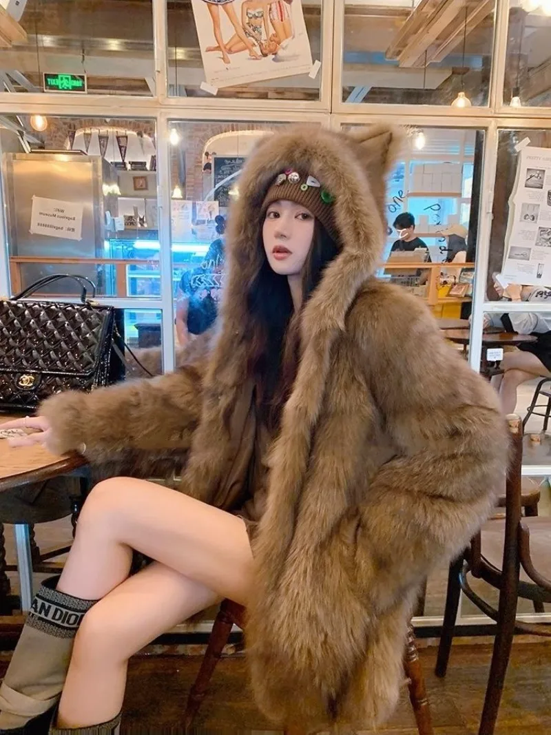 Women's Coat 2025 Autumn/Winter New Fox Fur Grass Coat Women Hoodie Cute Cat Ears Imitation Loose Solid Color Fur Coat Thickened