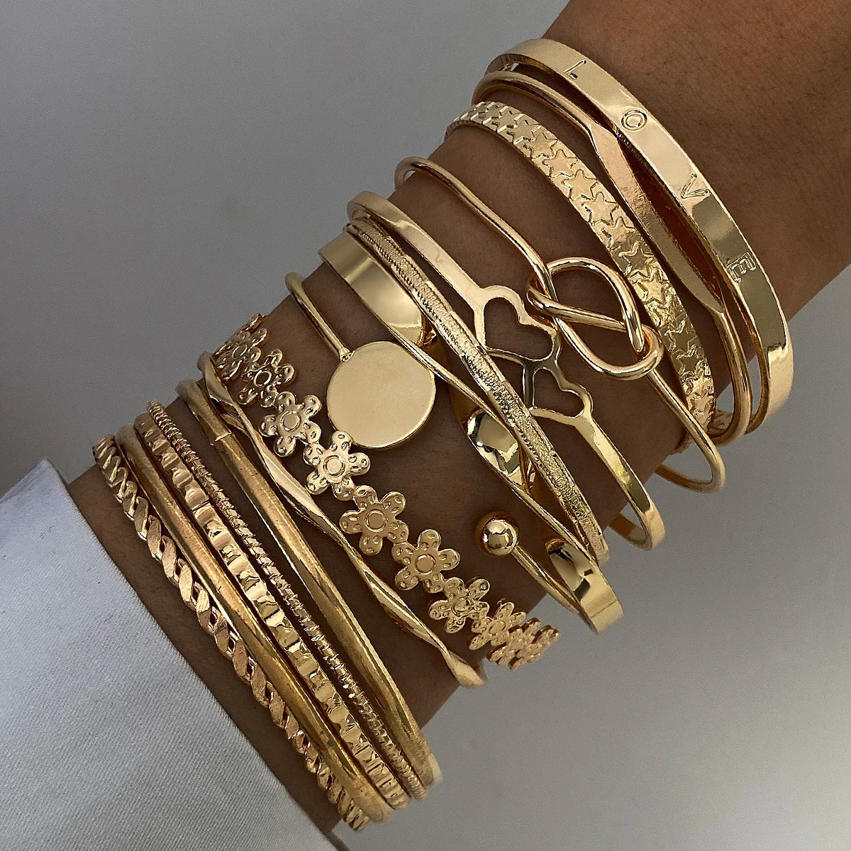 15 stks Boheemse Punk Hart Bloem Armbanden Set voor Vrouwen Elegant Minimalistisch Geometrisch Patroon Ontwerp Manchet Armbanden Pols Sieraden